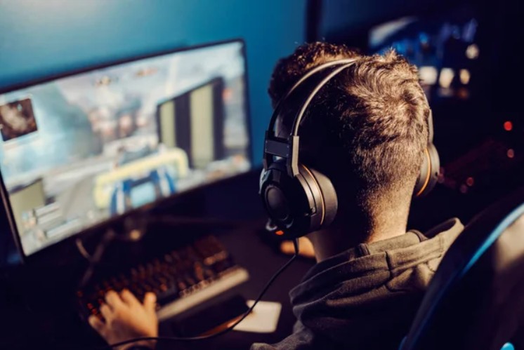 The Evolution Of Online Gaming From Past To Present